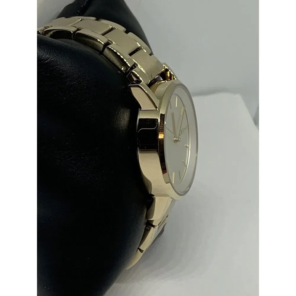 DKNY NY-2343 Ladies Stainless Steel Analog White Dial Quartz Wrist Watch BW135